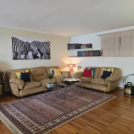 Appartement La Buca - - Elegant Apartment, 150 Sq M - Private Covered Parking - Private Terrace - Just 1500 Mt From Downtown *