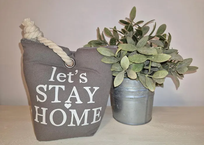 Апартаменты La Buca - - Elegant Apartment, 150 Sq M - Private Covered Parking - Private Terrace - Just 1500 Mt From Downtown *